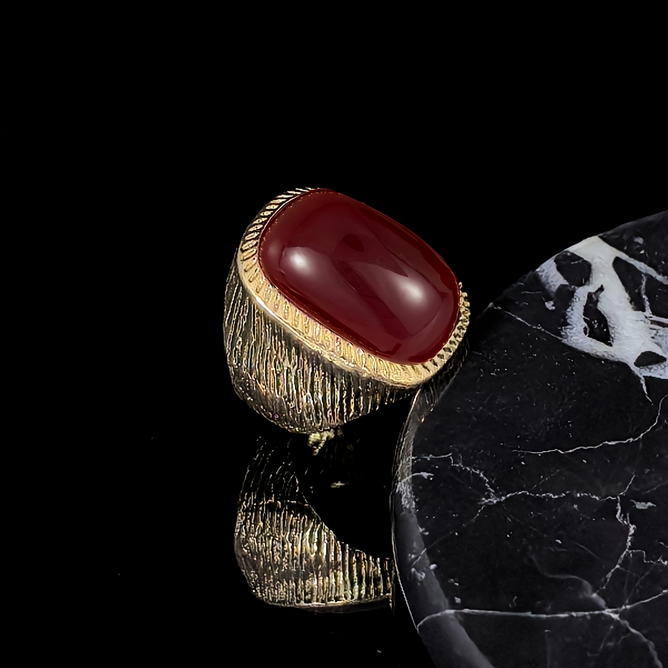 Women's Trendy Golden Ring with Artificial Red Gemstone, Elegant Design
